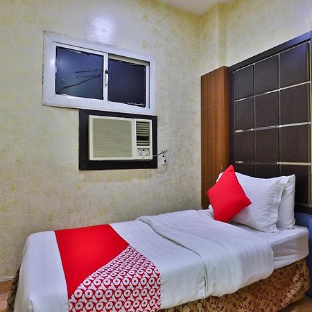 Oyo 396 Alam Al Sala Al Kobra Towers Hotel Jeddah Eksteriør billede