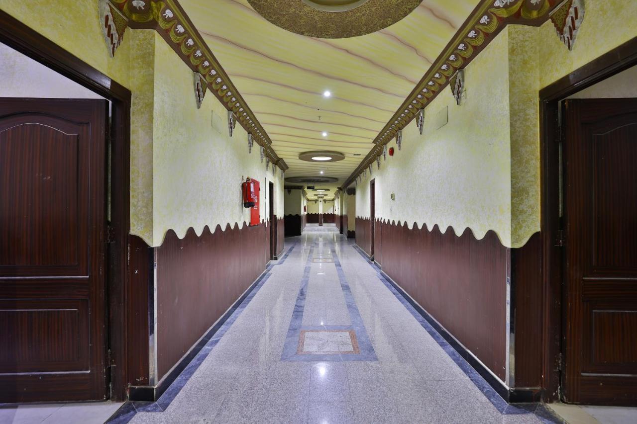 Oyo 396 Alam Al Sala Al Kobra Towers Hotel Jeddah Eksteriør billede