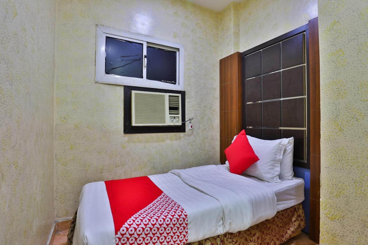 Oyo 396 Alam Al Sala Al Kobra Towers Hotel Jeddah Eksteriør billede